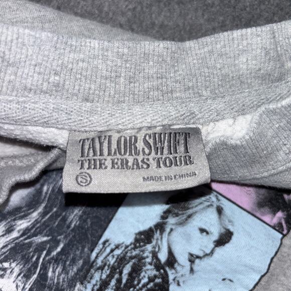 Taylor Swift Eras Tour Grey Crewneck Sweatshirt Top Small - Picture 4 of 8
